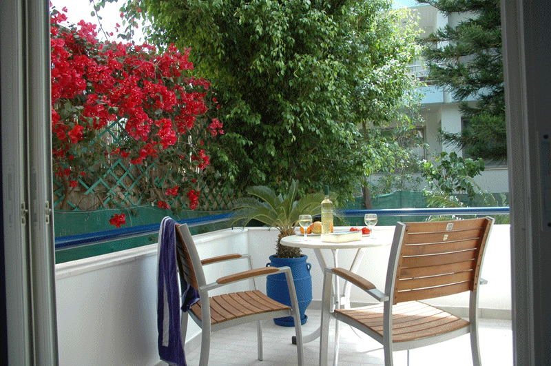 GARDEN-VIEW-OUT-pbelis-2-gallery_1541_Gallery
