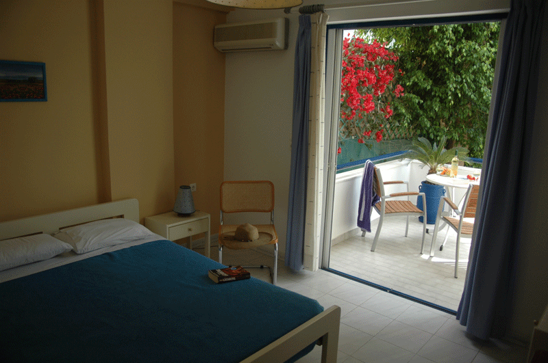 GARDEN-VIEW-inside-pbelis-GALERY1_1541_Gallery